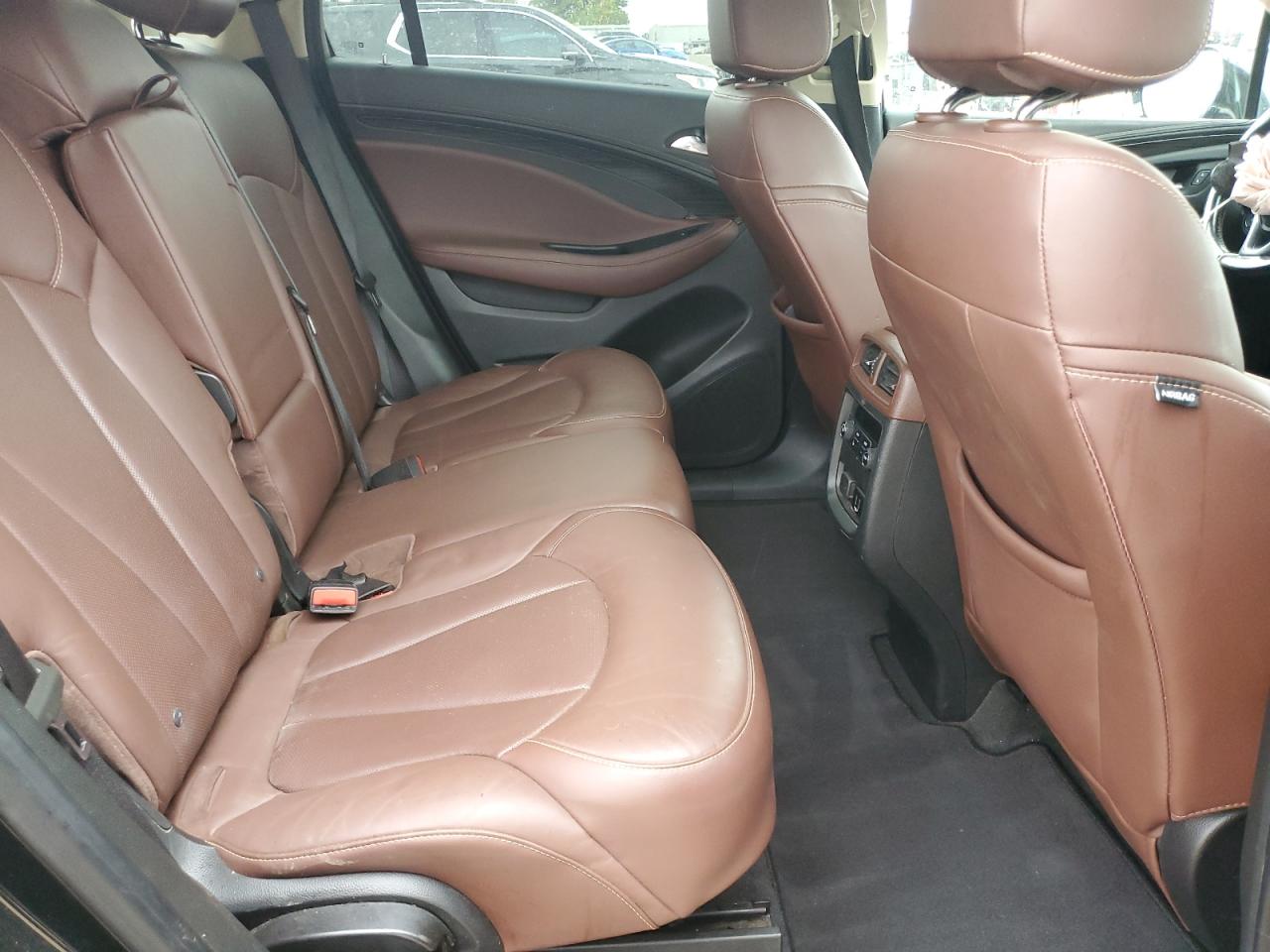 2018 Buick Envision Essence VIN: LRBFX1SA1JD006366 Lot: 89902215