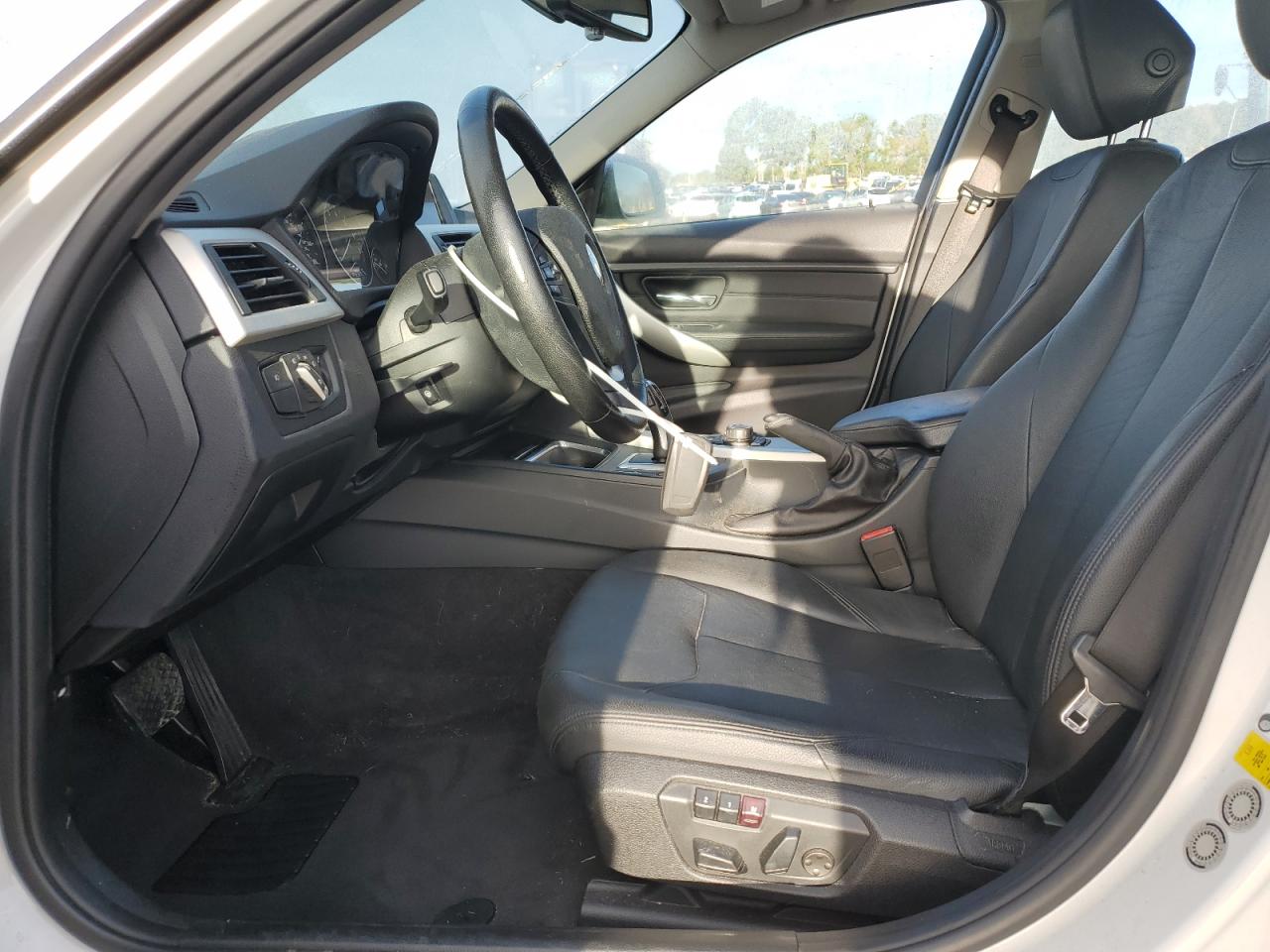 2013 BMW 328 I VIN: WBA3A5C51DF600332 Lot: 84727635