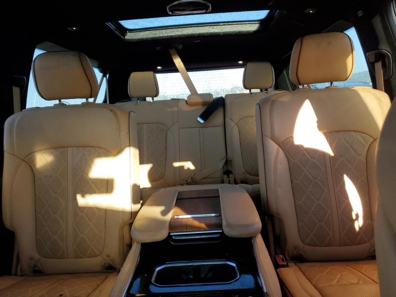 2024 Jeep Grand Wagoneer L Series Iii VIN: 1C4SJSGP5RS105607 Lot: 82311115