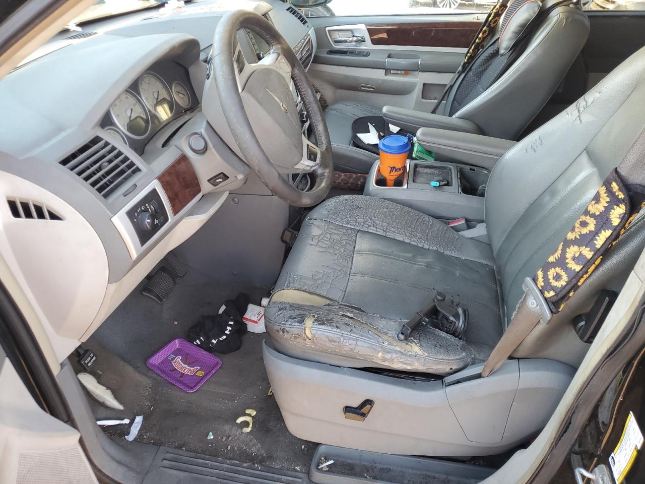 2010 Chrysler Town & Country Touring VIN: 2A4RR5D18AR310234 Lot: 82462855