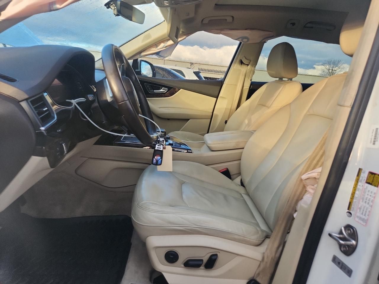 2017 Audi Q7 Premium Plus VIN: WA1LAAF75HD045034 Lot: 90873995