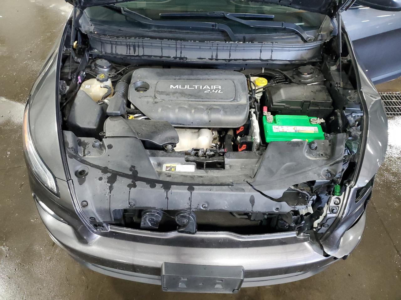 2015 Jeep Cherokee Latitude VIN: 1C4PJMCB1FW640952 Lot: 89728195