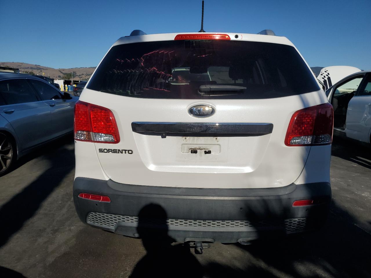 2011 Kia Sorento Base VIN: 5XYKT3A12BG177106 Lot: 85594555