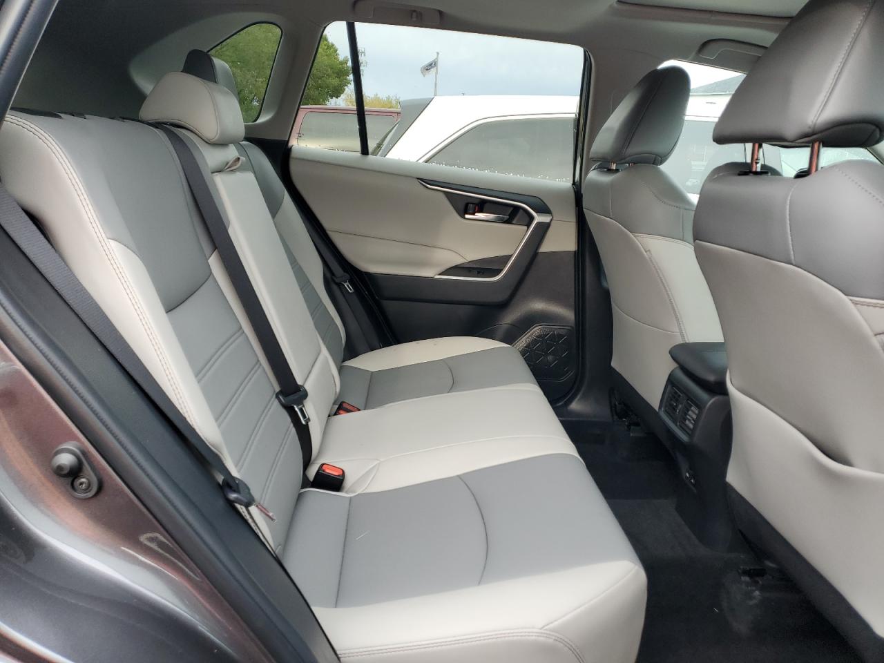 2022 Toyota Rav4 Xle Premium VIN: 2T3A1RFV0NC291726 Lot: 87366745