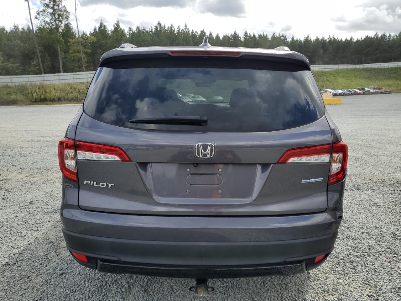 2021 Honda Pilot Se VIN: 5FNYF5H23MB046563 Lot: 82298445