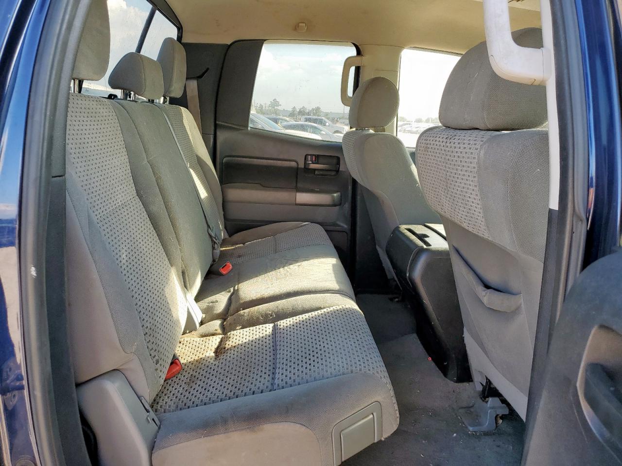 2010 Toyota Tundra Double Cab Sr5 VIN: 5TFRM5F1XAX011623 Lot: 82263905