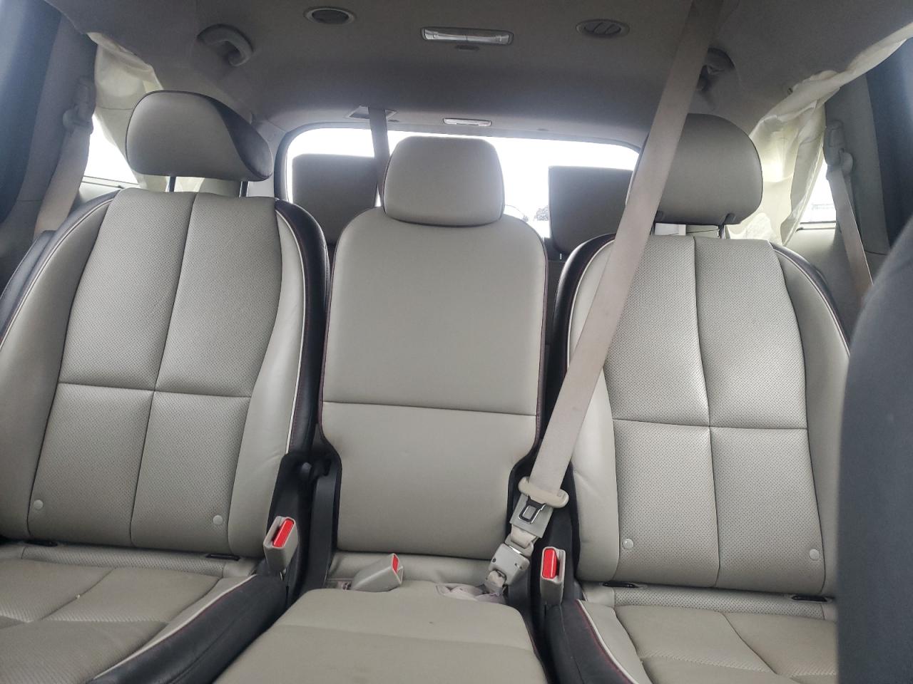 2017 Kia Sedona Ex VIN: KNDMC5C1XH6264104 Lot: 82782065