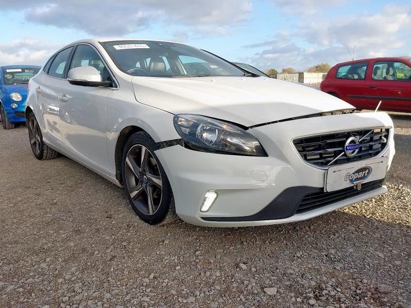 2014 VOLVO V40 D2 R DESIGN 5DR