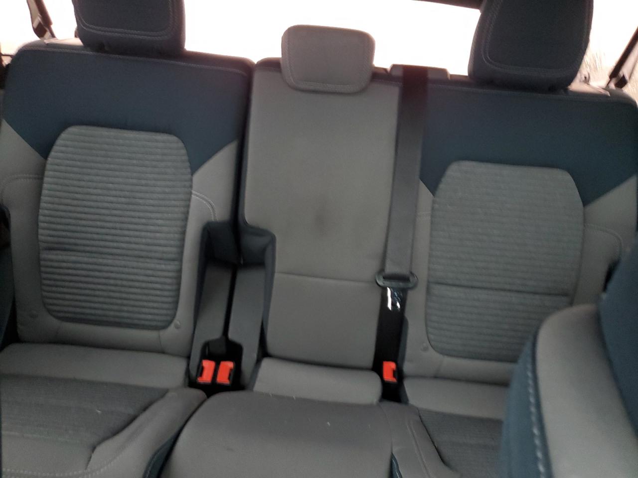 2022 Ford Bronco Base VIN: 1FMDE5BH8NLB16390 Lot: 90008635