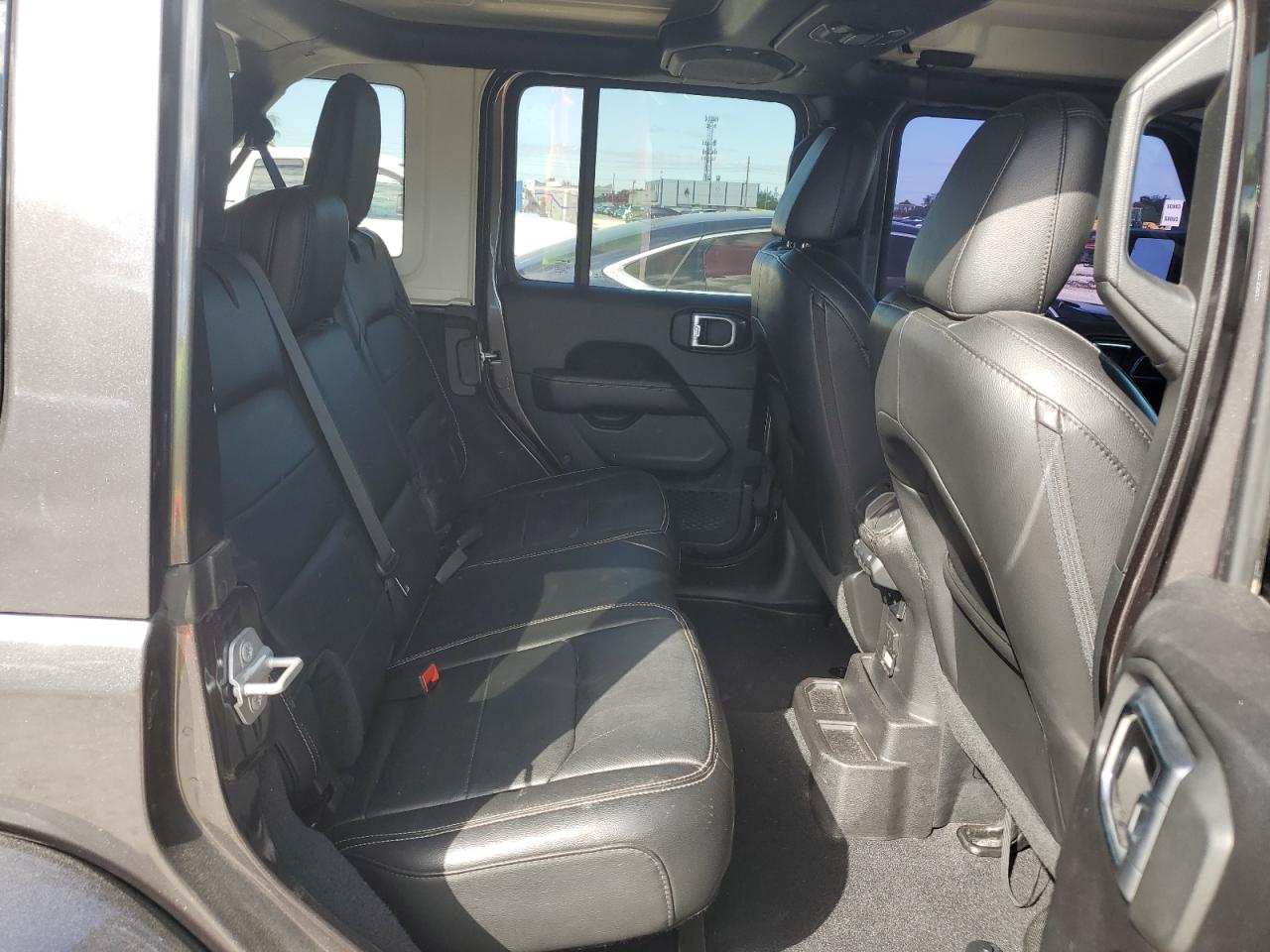 2019 Jeep Wrangler Unlimited Sahara VIN: 1C4HJXENXKW664903 Lot: 85897495