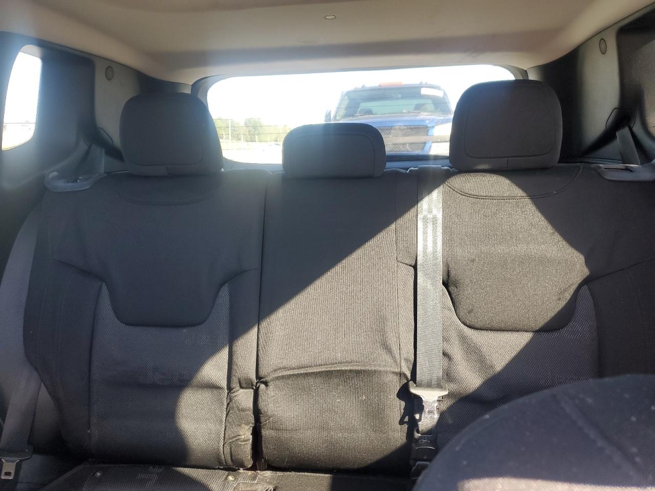 2015 Jeep Renegade Latitude VIN: ZACCJABH7FPC38613 Lot: 86519635