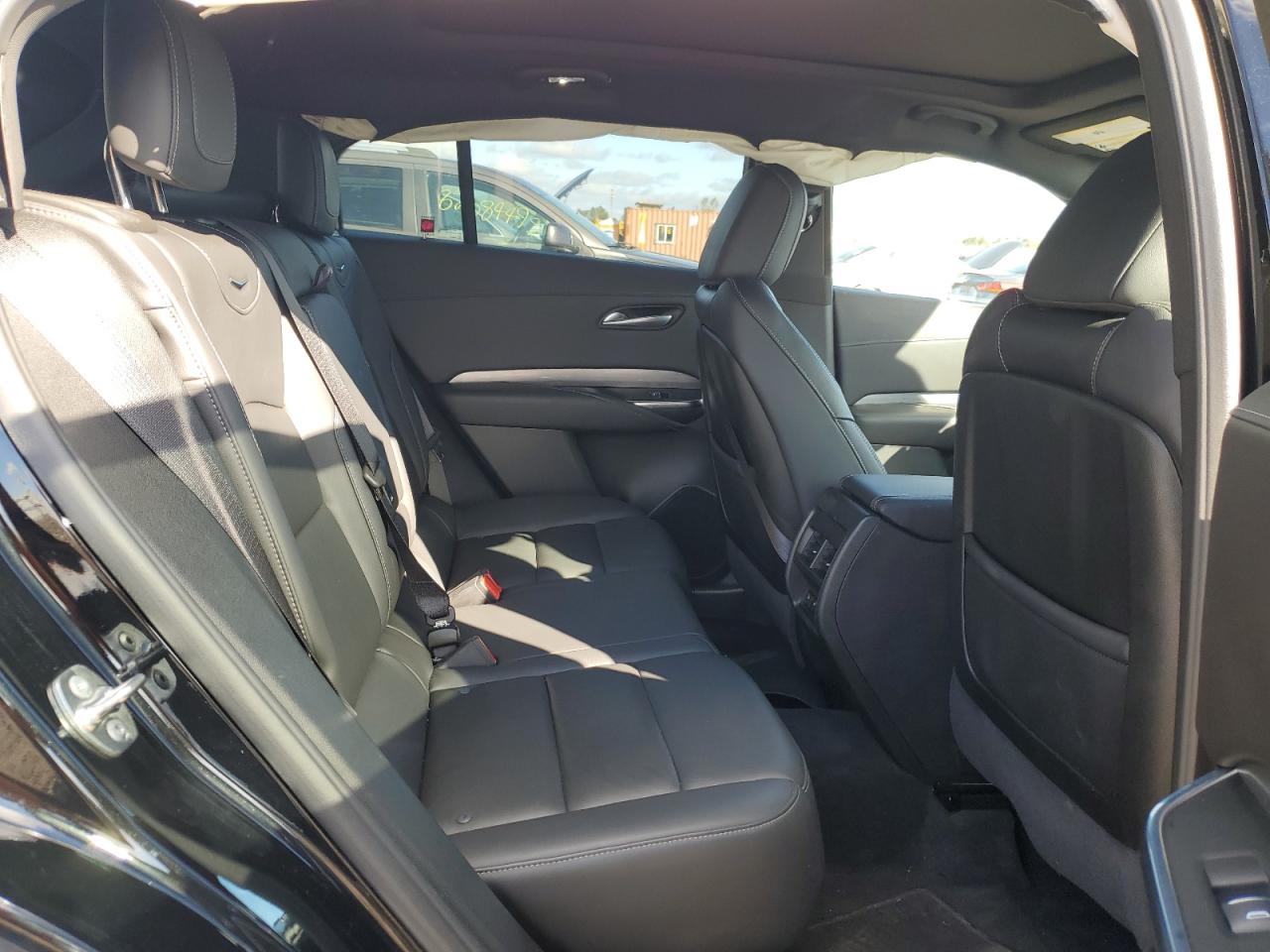 2024 Cadillac Xt4 Premium Luxury VIN: 1GYFZDR47RF213464 Lot: 82726675