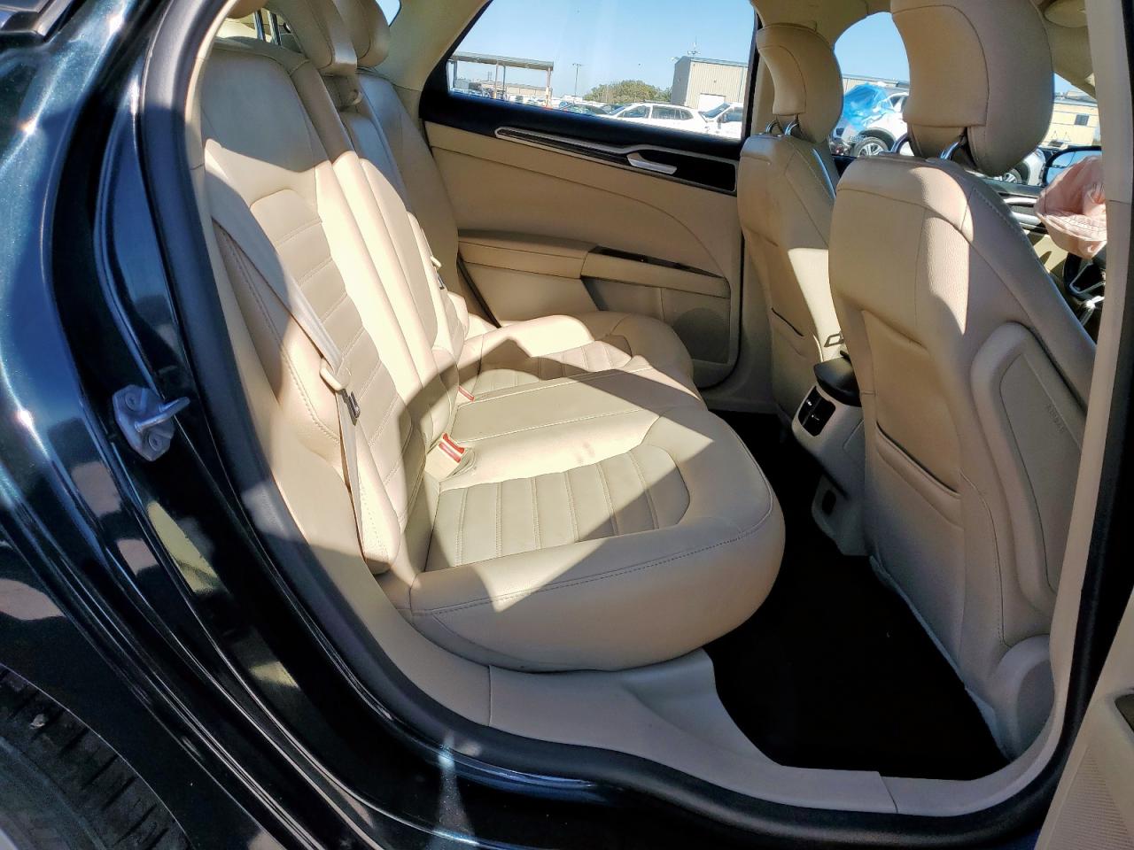 2014 Ford Fusion Se VIN: 3FA6P0HD7ER377256 Lot: 90816995