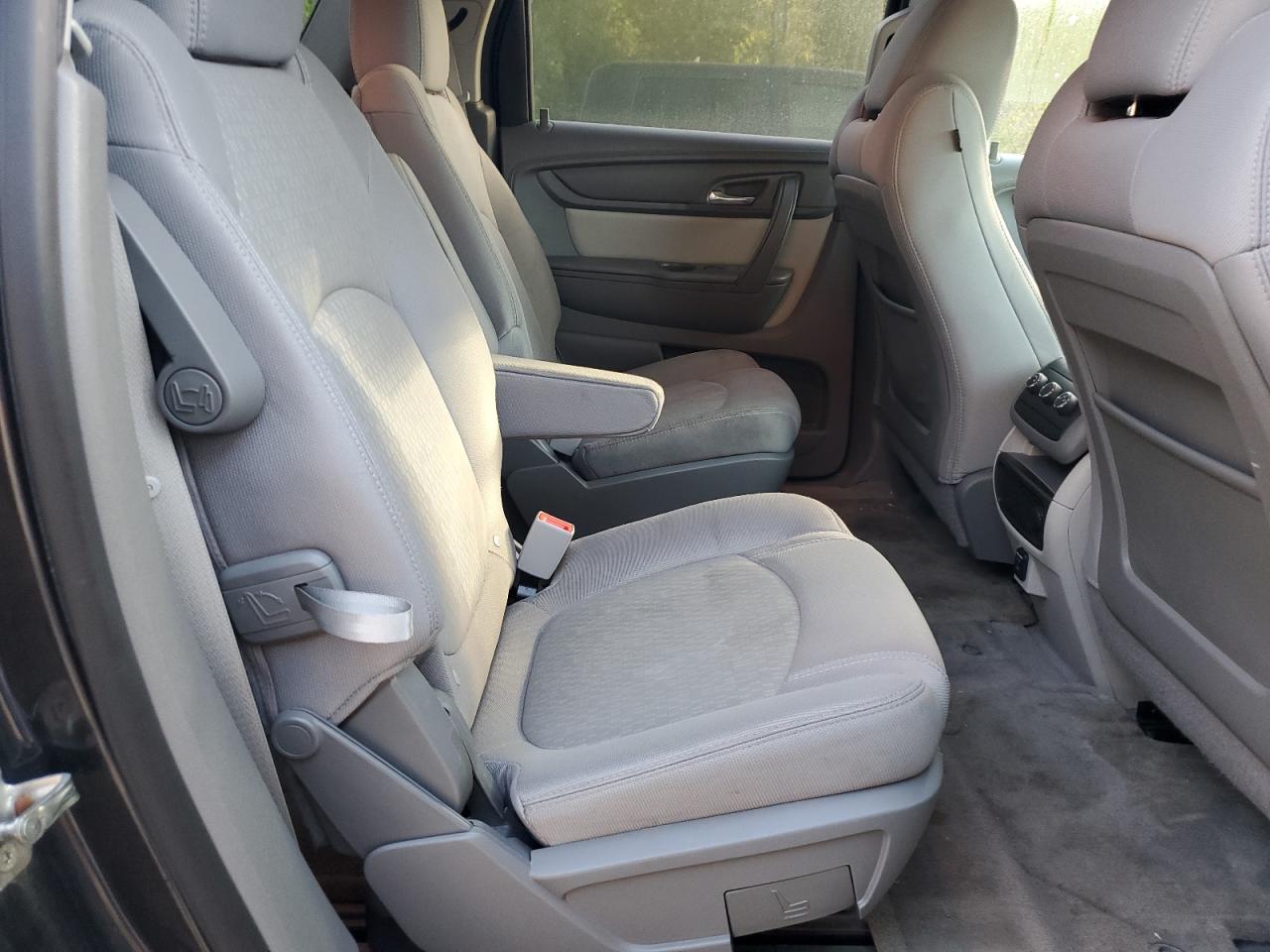 2014 GMC Acadia Sle VIN: 1GKKVPKD5EJ310010 Lot: 82276225