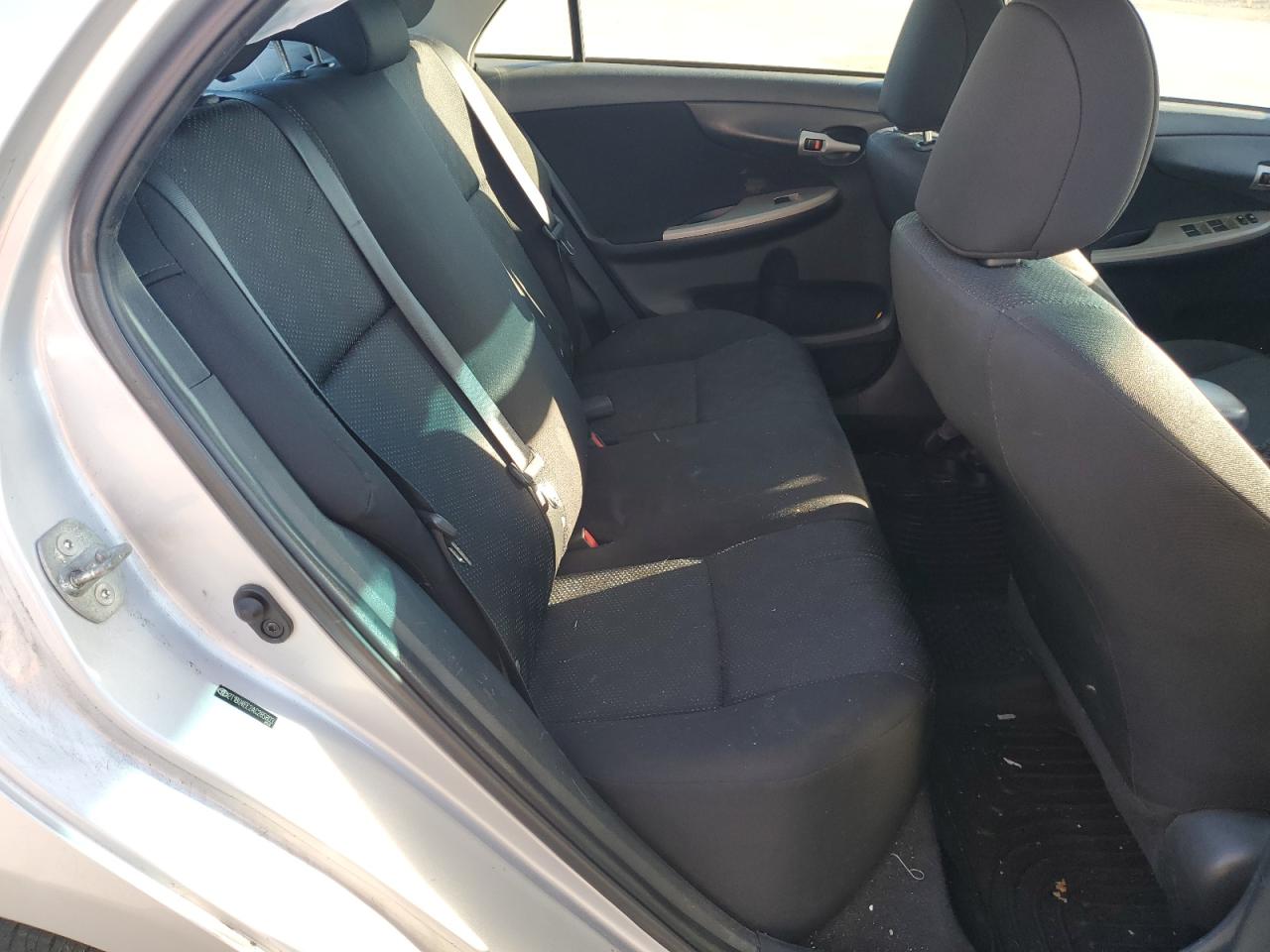 2010 Toyota Corolla Base VIN: 2T1BU4EE2AC285803 Lot: 81974355