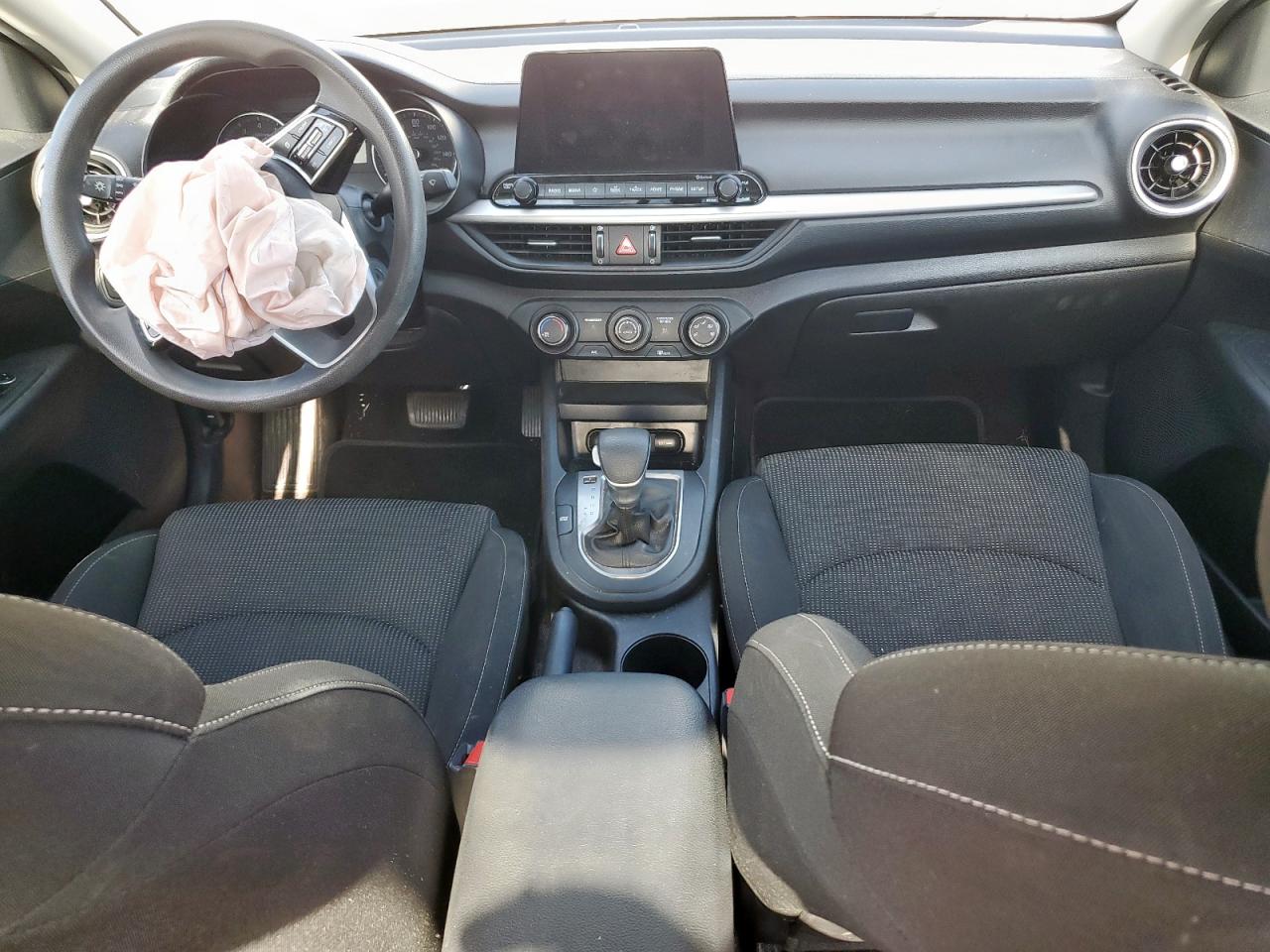 2021 Kia Forte Fe VIN: 3KPF24AD0ME363280 Lot: 85156665