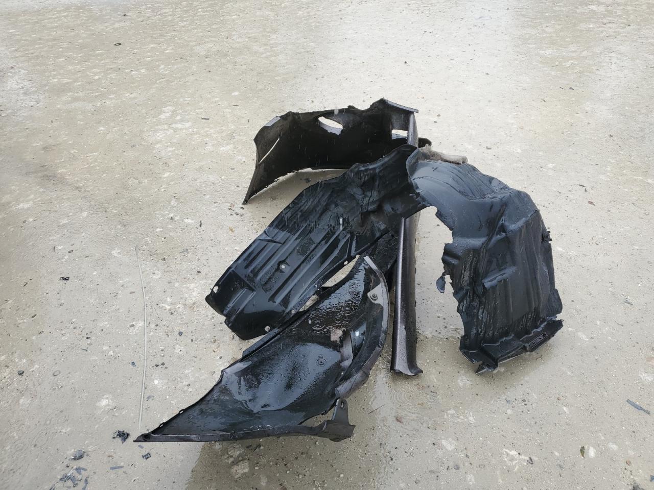 2017 Toyota Sienna Se VIN: 5TDXZ3DC1HS795353 Lot: 81831525