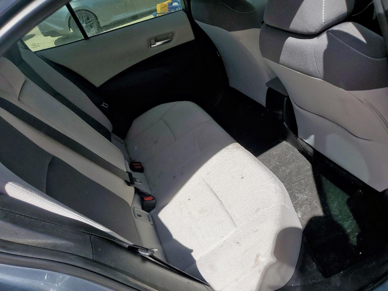 2021 Toyota Corolla Le VIN: 5YFEPMAE7MP267442 Lot: 82221405