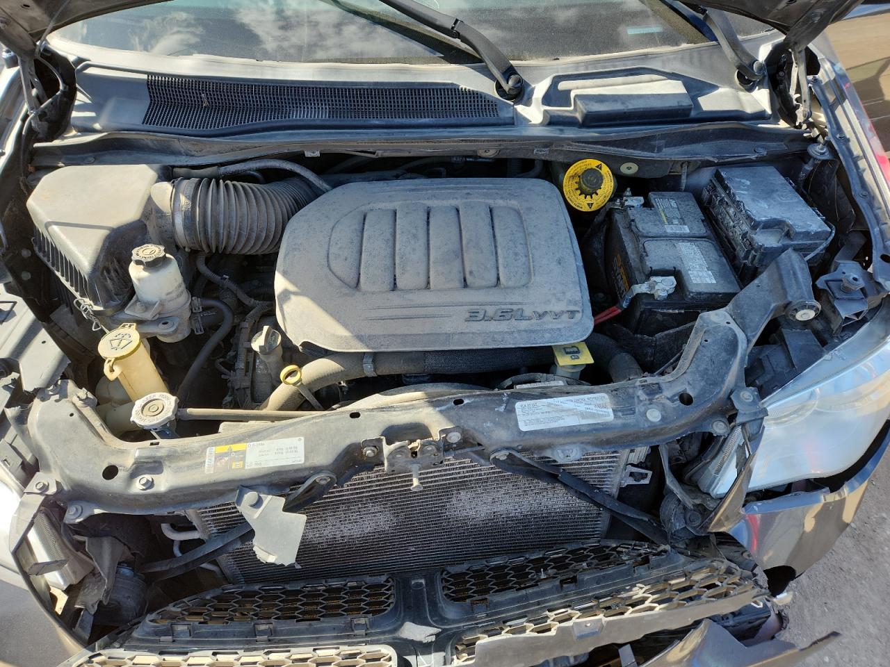 2019 Dodge Grand Caravan Sxt VIN: 2C4RDGCG3KR635185 Lot: 90711535