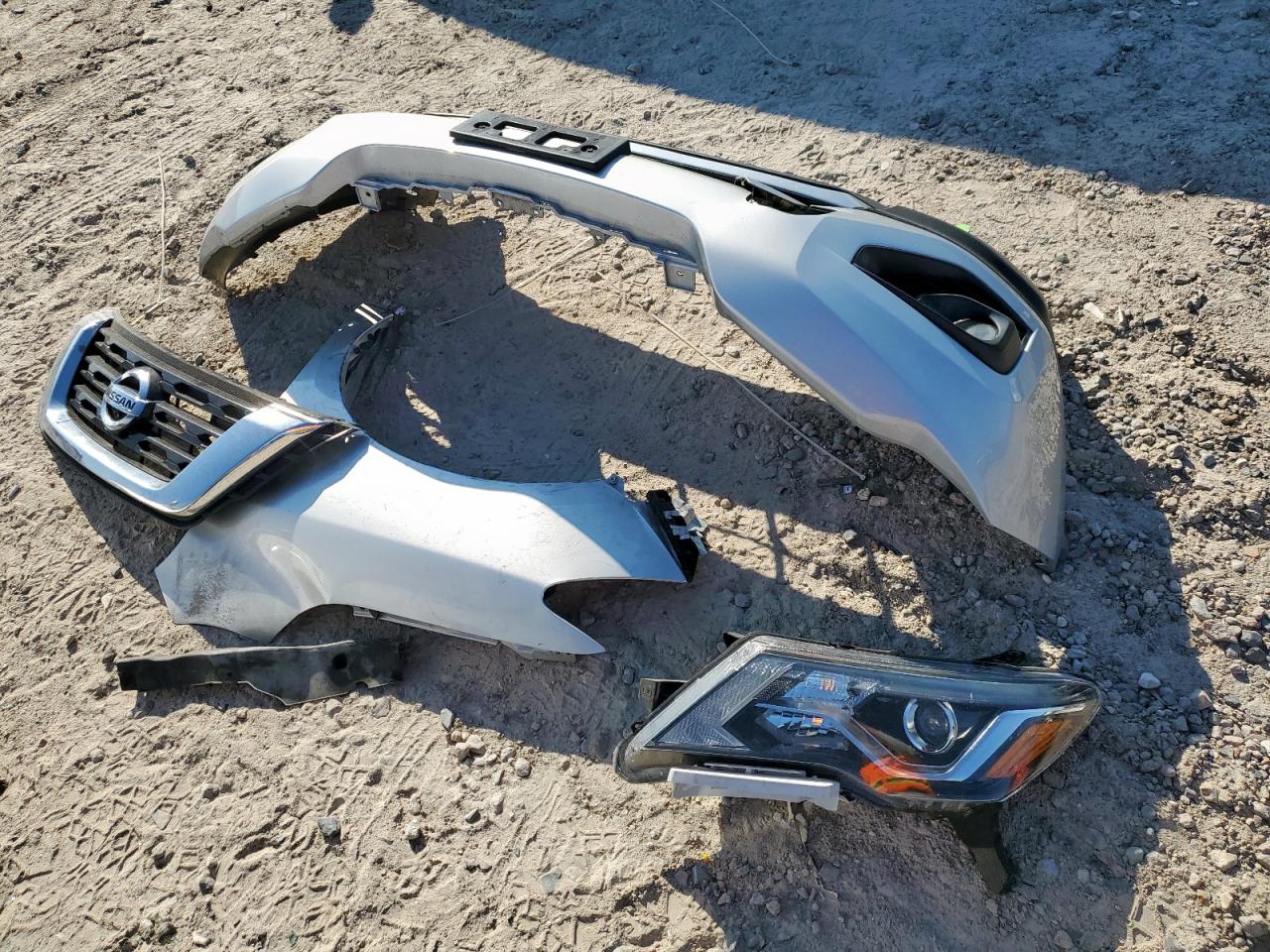 2018 Nissan Pathfinder S VIN: 5N1DR2MM0JC621718 Lot: 85914545