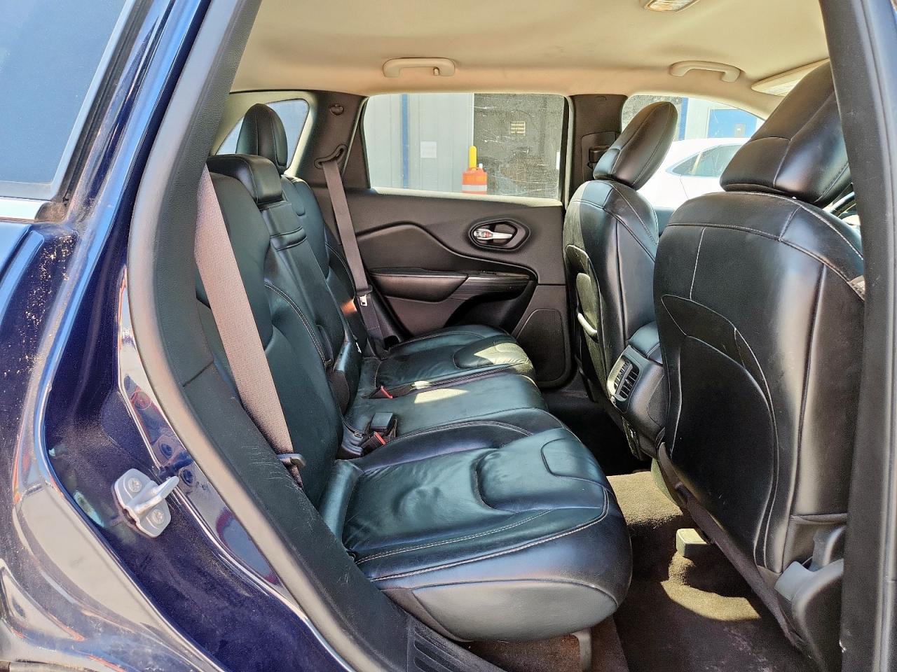 2015 Jeep Cherokee Limited VIN: 1C4PJLDS5FW608336 Lot: 81890455