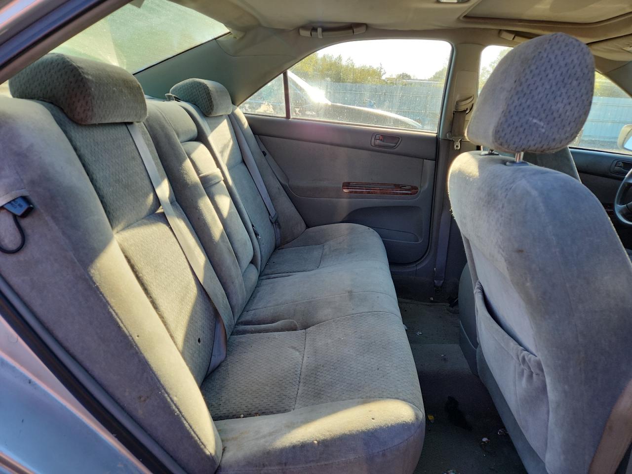 2004 Toyota Camry Le VIN: 4T1BE32K94U889594 Lot: 84562245