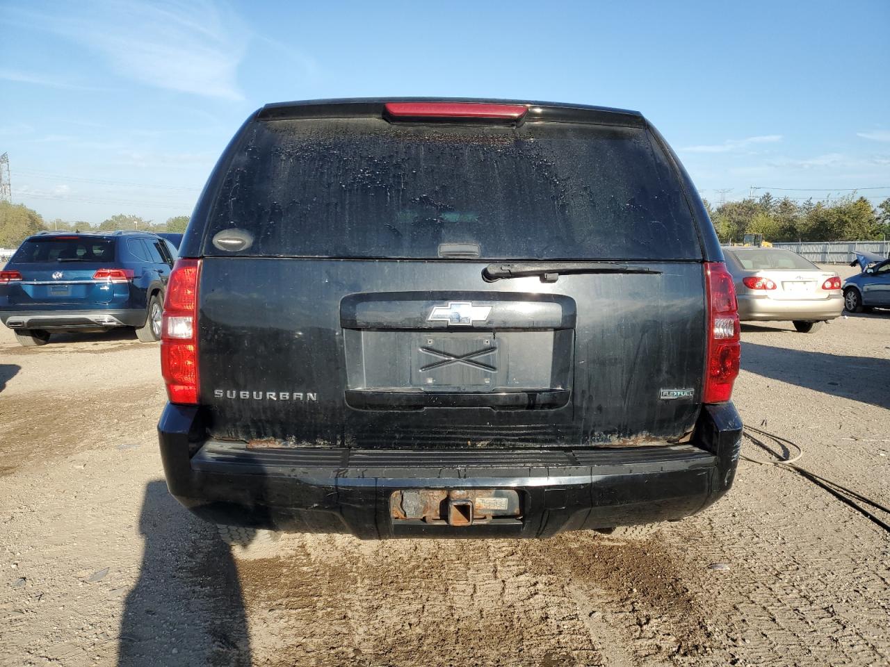 2011 Chevrolet Suburban C1500 Ls VIN: 1GNSCHE04BR199387 Lot: 85268875