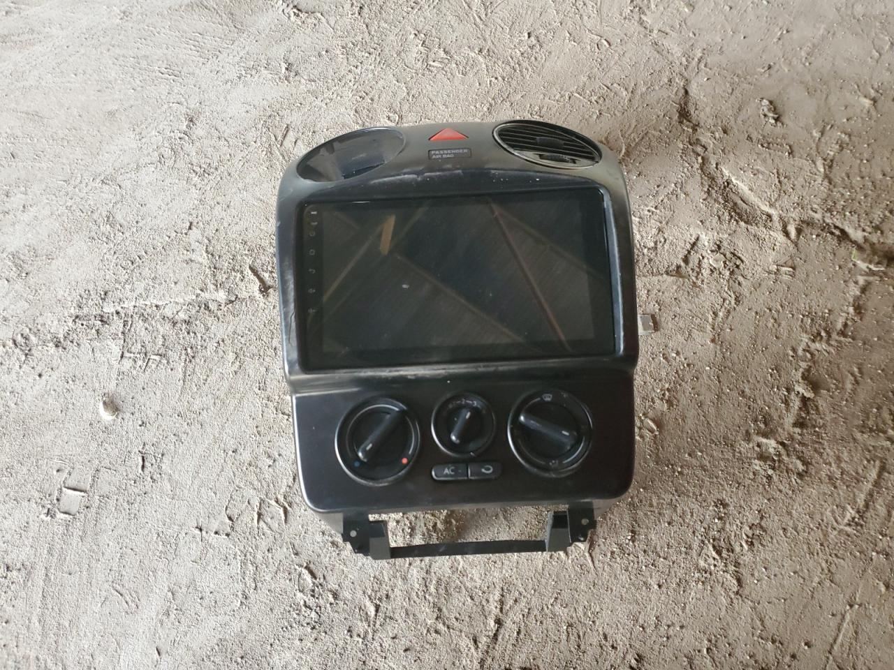 2009 Volkswagen New Beetle S VIN: 3VWRW31C19M505567 Lot: 90930245