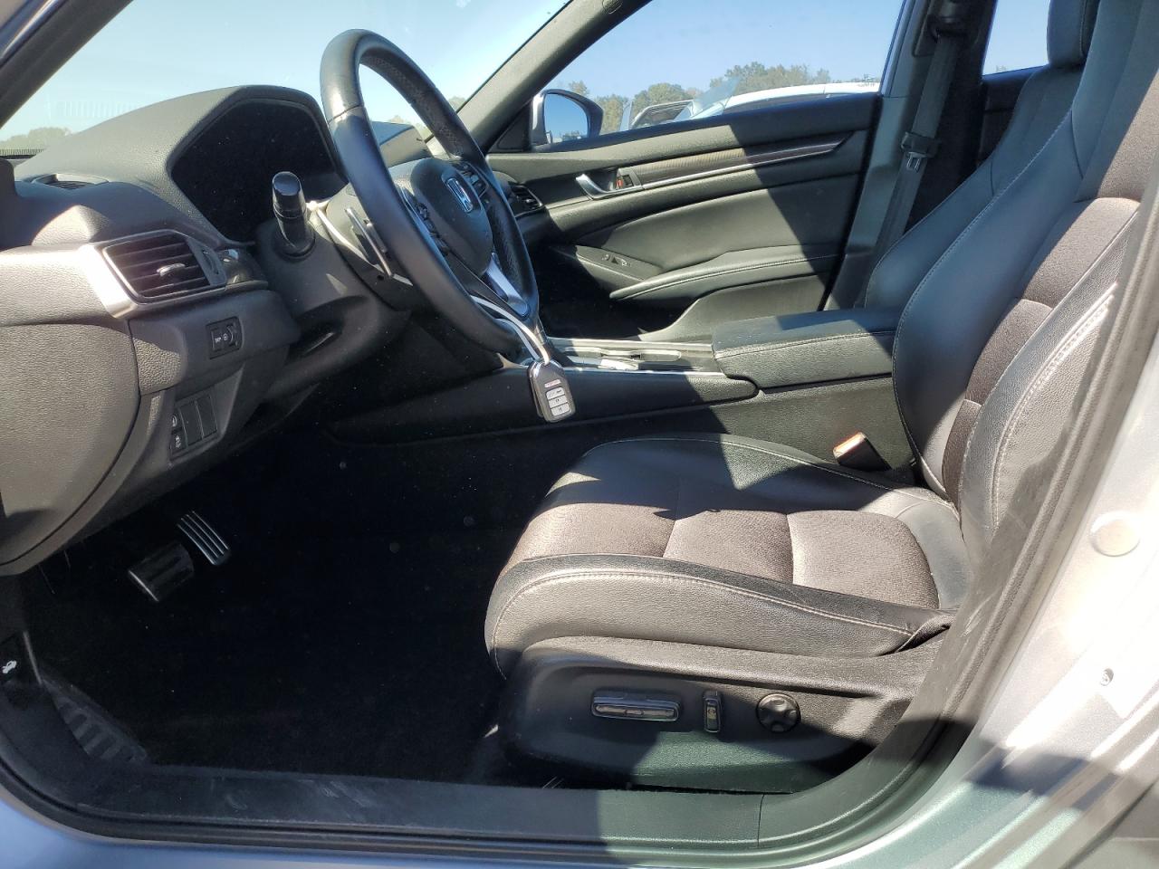 2018 Honda Accord Sport VIN: 1HGCV1F38JA097323 Lot: 86439115