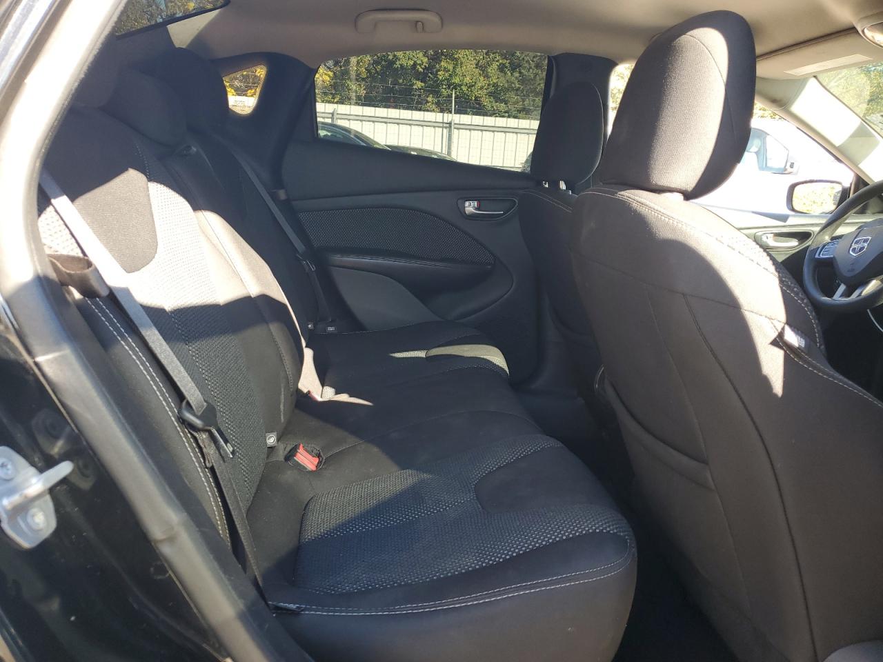 2016 Dodge Dart Sxt VIN: 1C3CDFBB2GD570589 Lot: 85390145