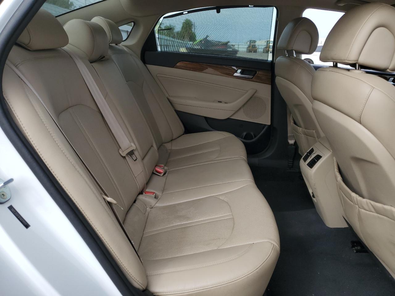 2015 Hyundai Sonata Sport VIN: 5NPE34AF5FH024555 Lot: 81915255