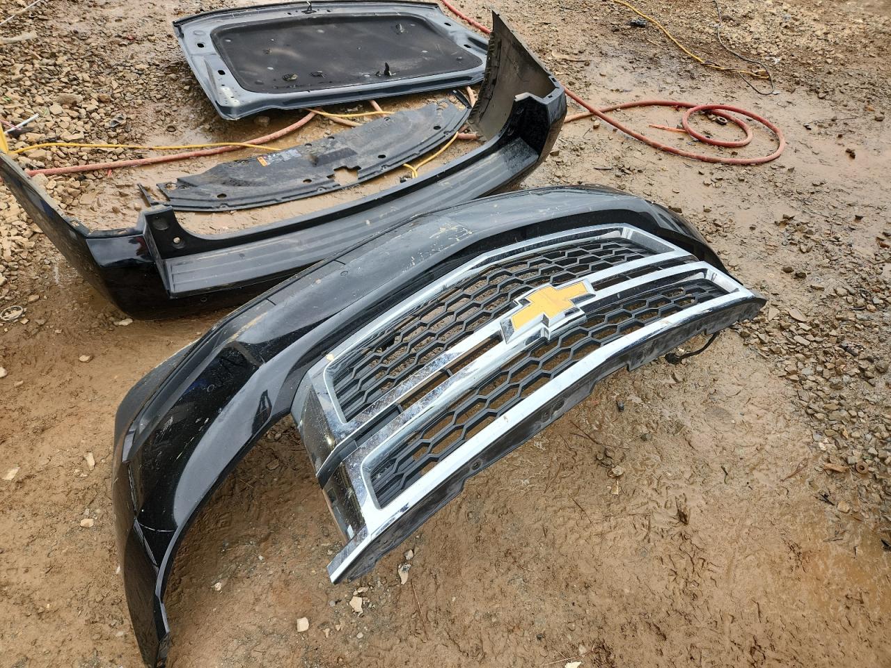 2019 Chevrolet Tahoe K1500 Lt VIN: 1GNSKBKC2KR280998 Lot: 90509945