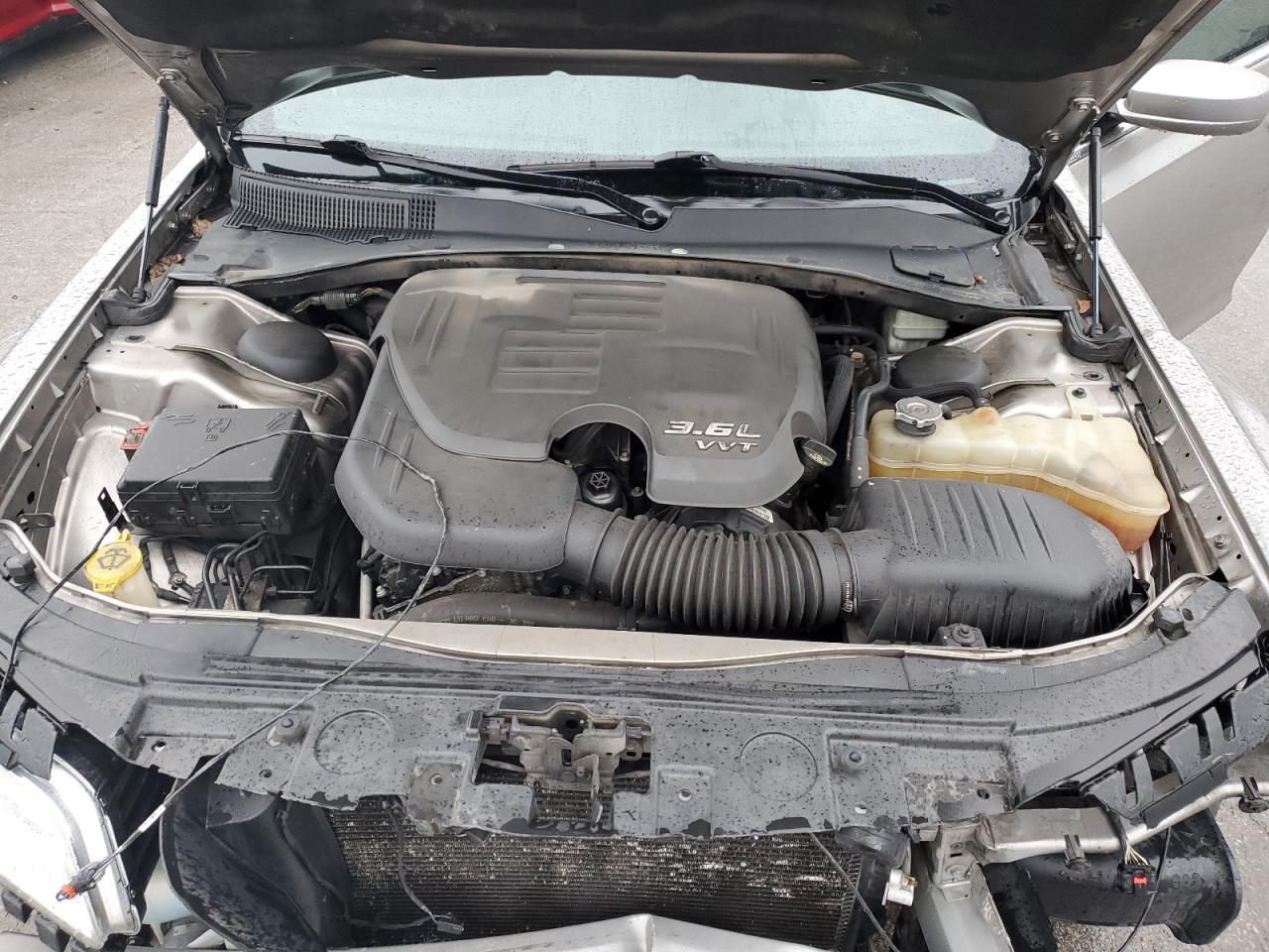 2014 Chrysler 300 VIN: 2C3CCARG0EH184812 Lot: 85182655