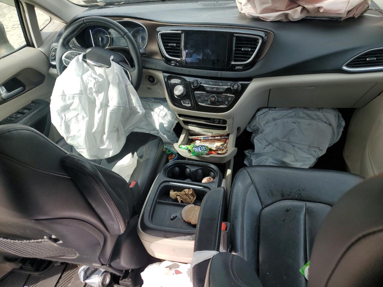 2017 Chrysler Pacifica Touring L Plus VIN: 2C4RC1EG3HR585698 Lot: 85917735