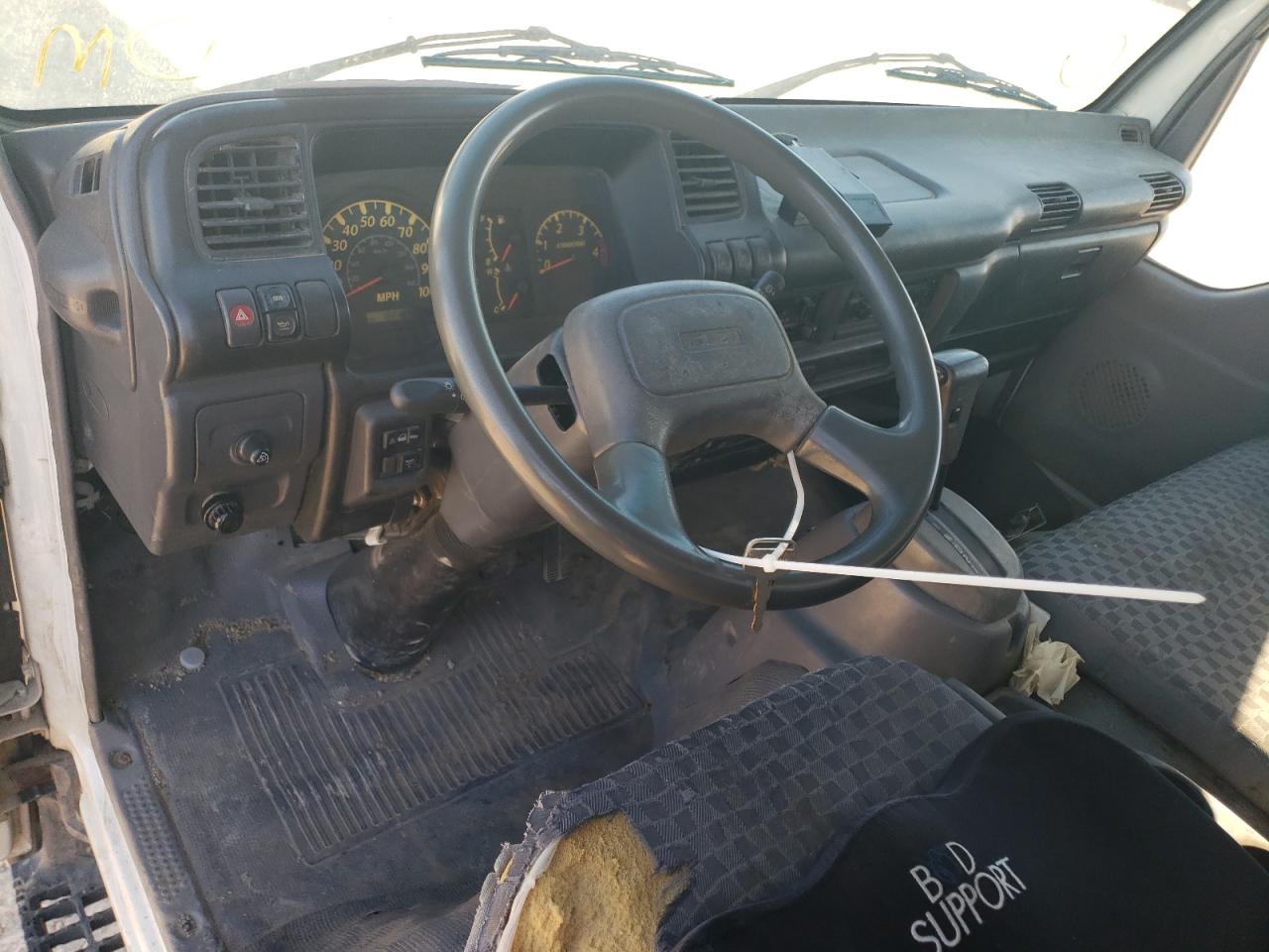 2006 Isuzu Nqr Box Truck VIN: JALE5B16567900588 Lot: 90371625