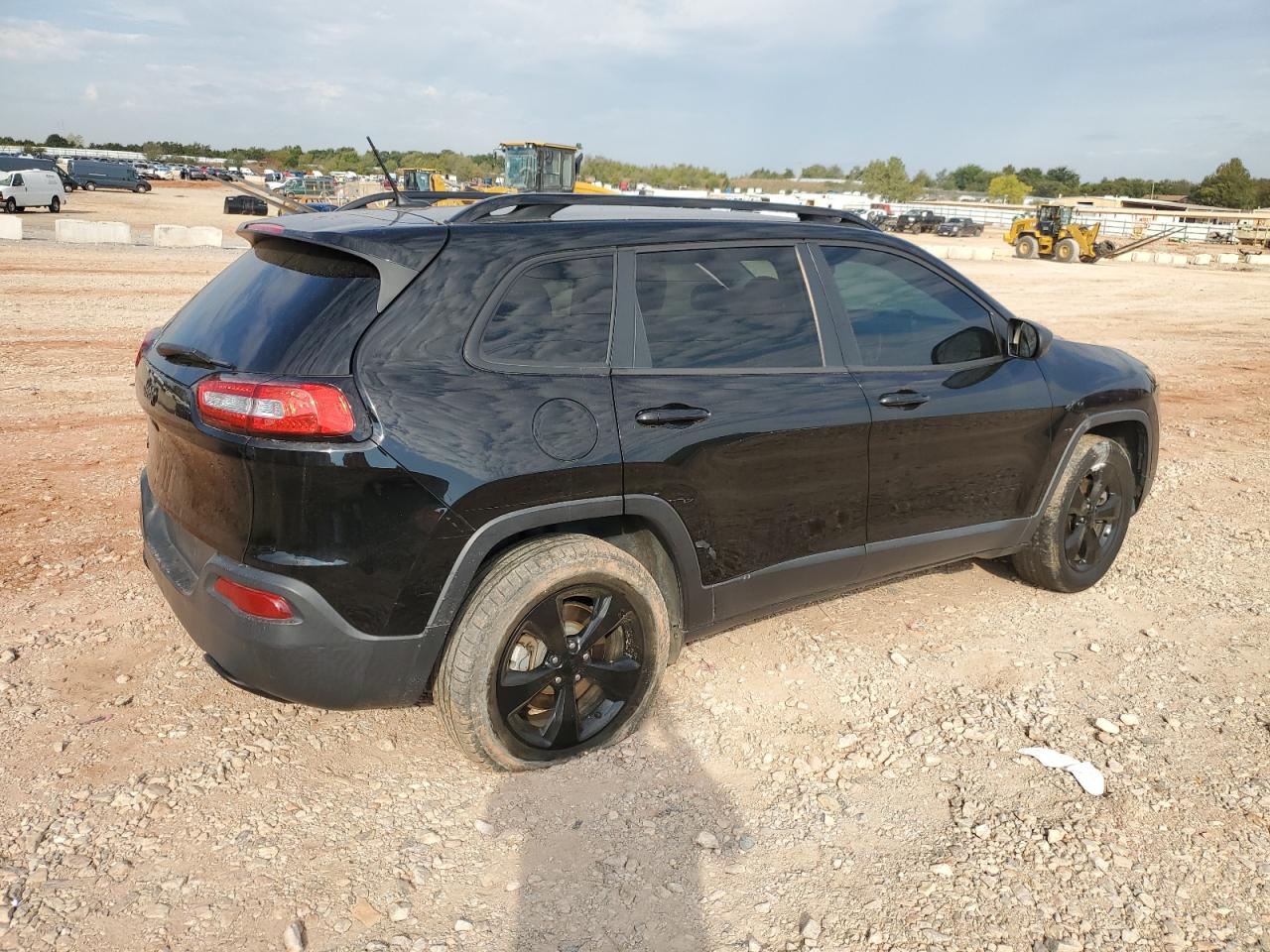 2018 Jeep Cherokee Latitude VIN: 1C4PJMCB2JD559558 Lot: 86327005