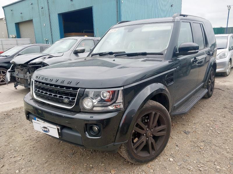 2015 LAND ROVER DISCOVERY HSE LUXURY SDV6  for sale at Copart ROCHFORD