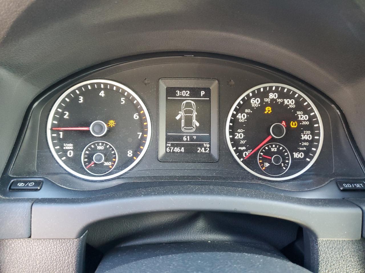 2016 Volkswagen Tiguan S VIN: WVGBV7AX0GW553832 Lot: 82365865