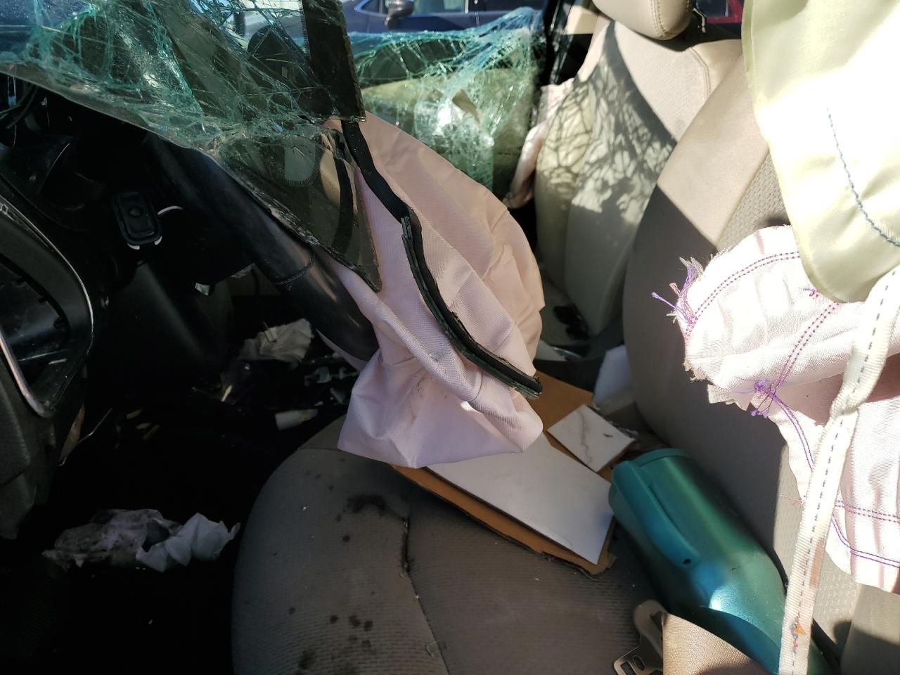 2012 Chrysler 200 Touring VIN: 1C3CCBBG3CN120770 Lot: 85527755