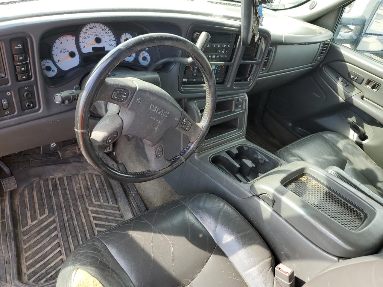 2004 Chevrolet Silverado K2500 Heavy Duty VIN: 1GCHK23174F153085 Lot: 86464905