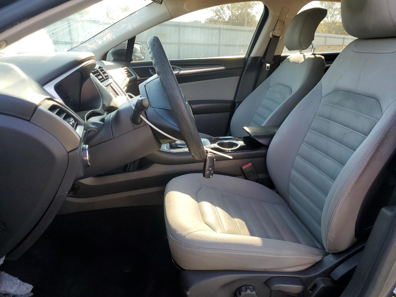 2013 Ford Fusion S VIN: 3FA6P0G75DR108120 Lot: 86847935