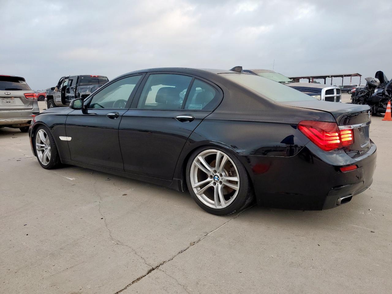 Фото: WBAYA6C5XED144517