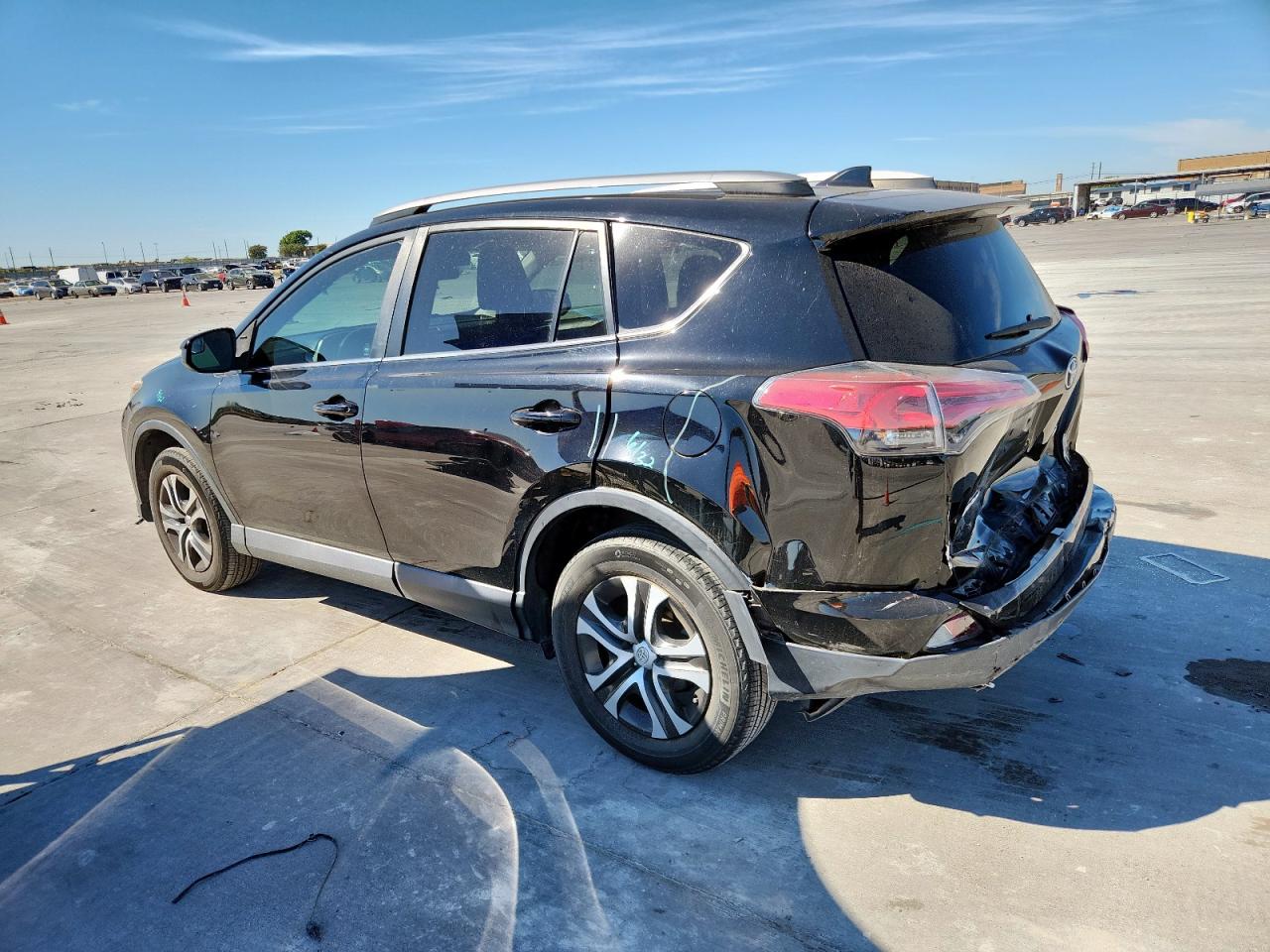 2017 Toyota Rav4 Le VIN: 2T3ZFREV2HW357864 Lot: 82385625