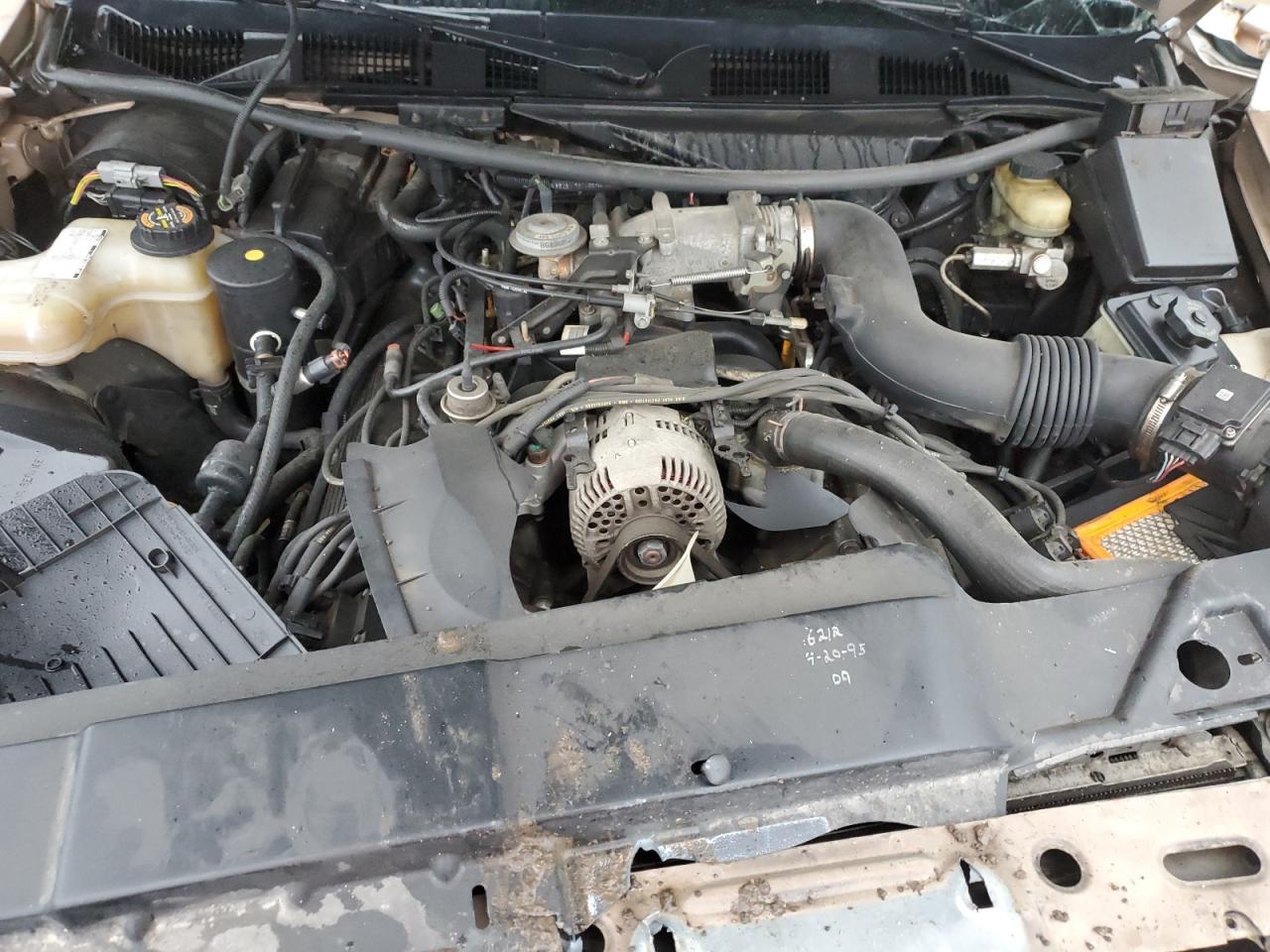 1996 Lincoln Town Car Signature VIN: 1LNLM82WXTY601239 Lot: 82242785