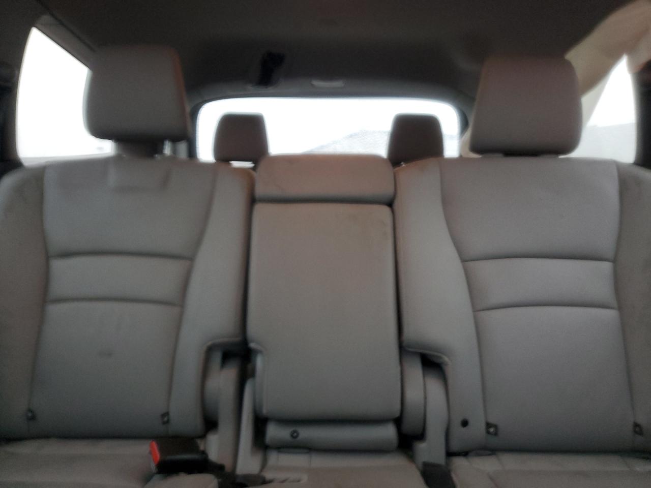 2022 Honda Pilot Se VIN: 5FNYF6H24NB050483 Lot: 90531735