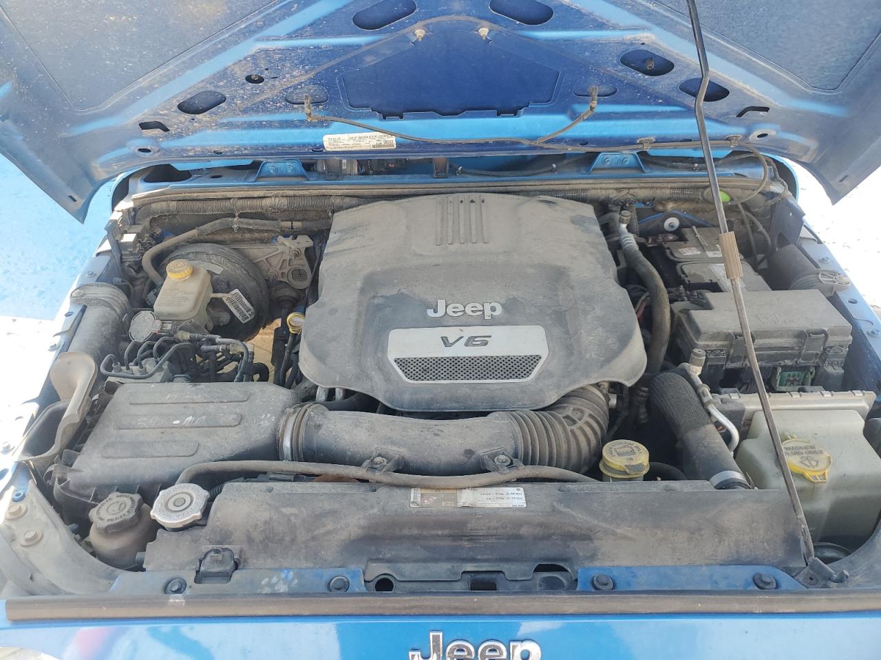 2016 Jeep Wrangler Unlimited Sport VIN: 1C4BJWKG7GL140705 Lot: 81371025