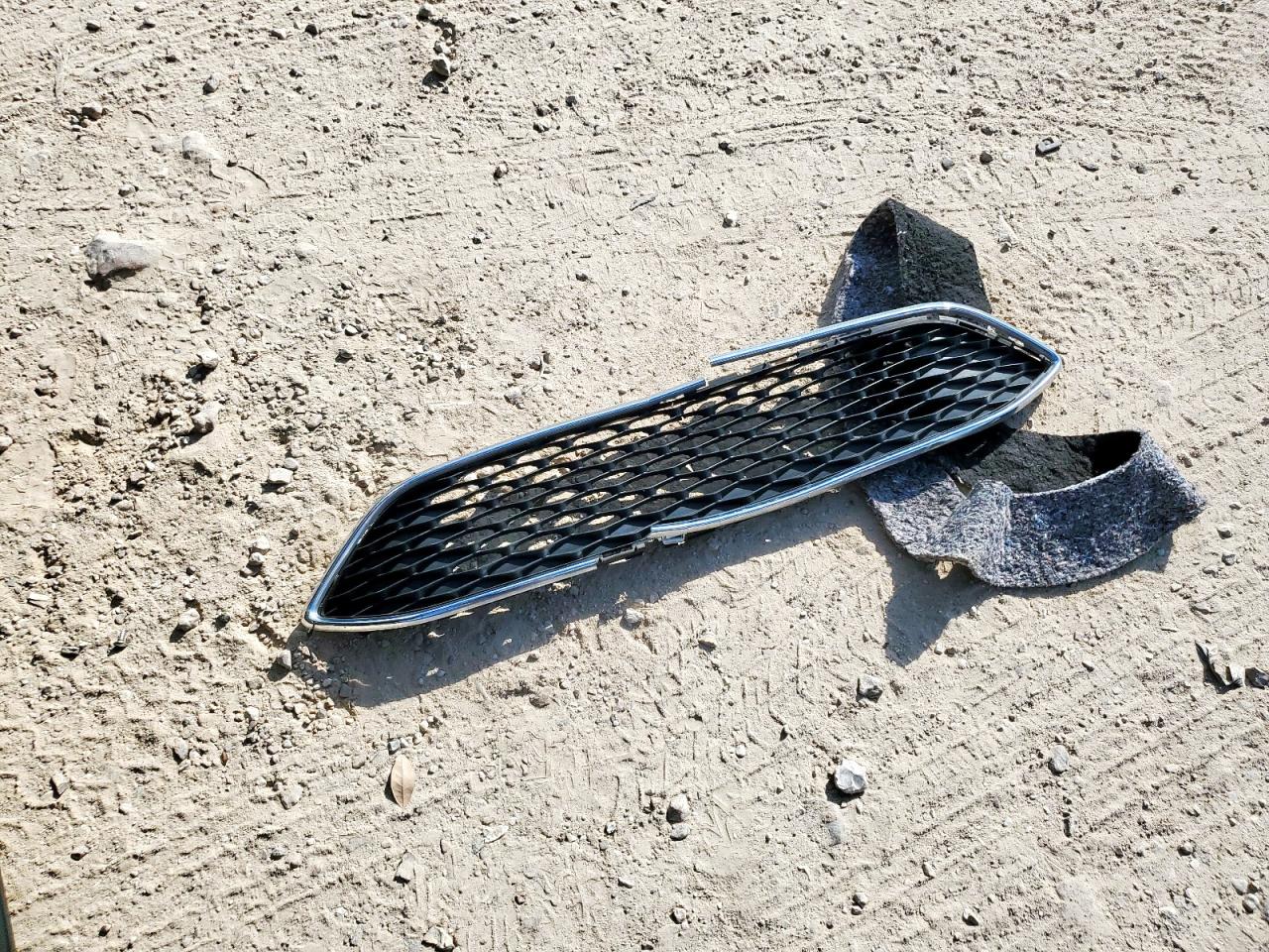 2015 Ford Focus Se VIN: 1FADP3K23FL282564 Lot: 86320825