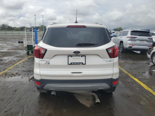  FORD ESCAPE 2019 Белы