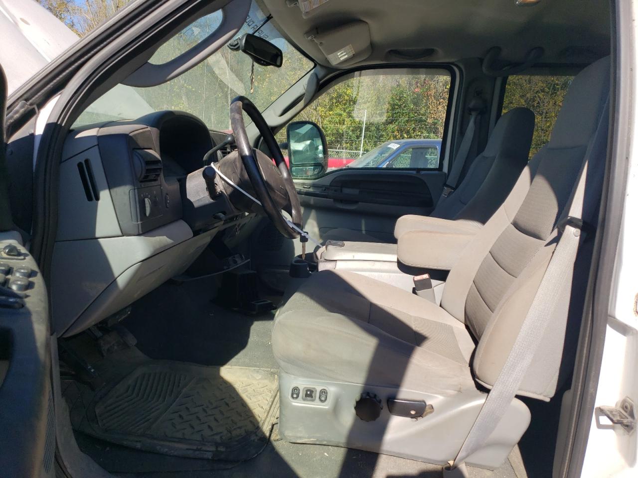 2005 Ford F250 Super Duty VIN: 1FTSW21P75EC02360 Lot: 86994345