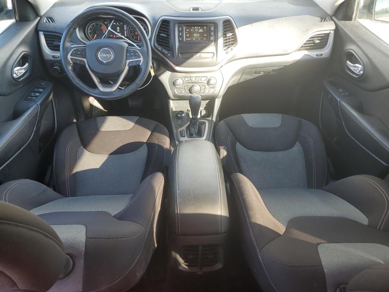 2016 Jeep Cherokee Sport VIN: 1C4PJMAS8GW333377 Lot: 90498355